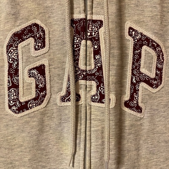 GAP zip up hoodie size medium - Picture 4 of 4